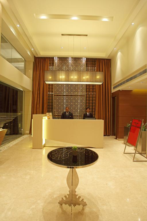 Comfort Inn Legacy Rajkot Exterior photo