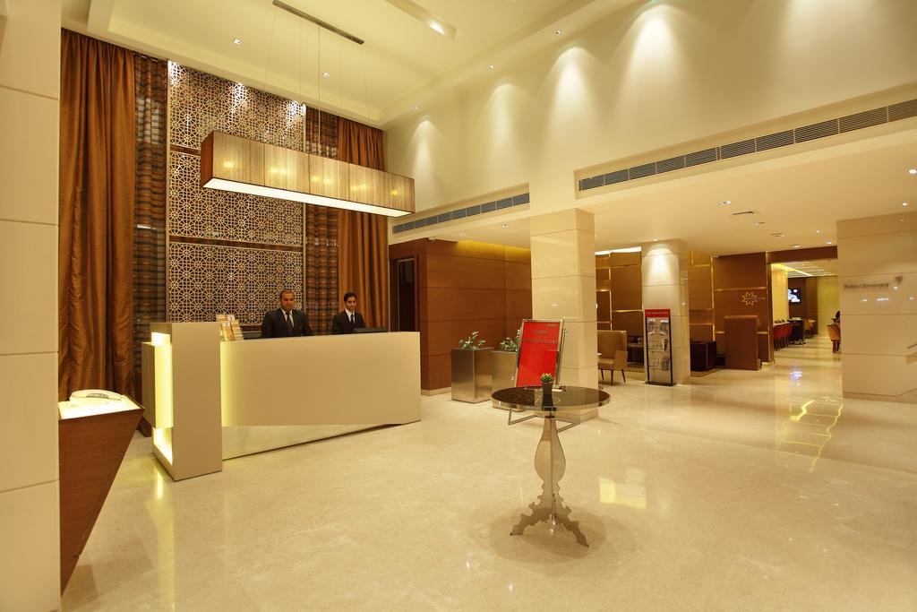 Comfort Inn Legacy Rajkot Exterior photo