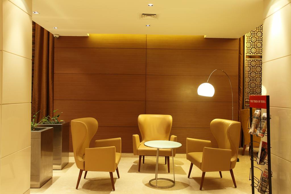 Comfort Inn Legacy Rajkot Exterior photo